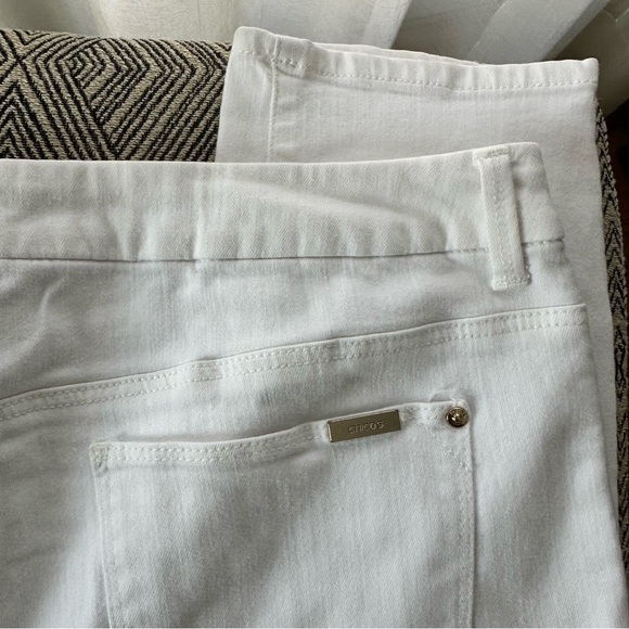 White Chico’s Women’s So Slimming Girlfriend Ankle Jeans Chico size 2 = 12 - Picture 8 of 14
